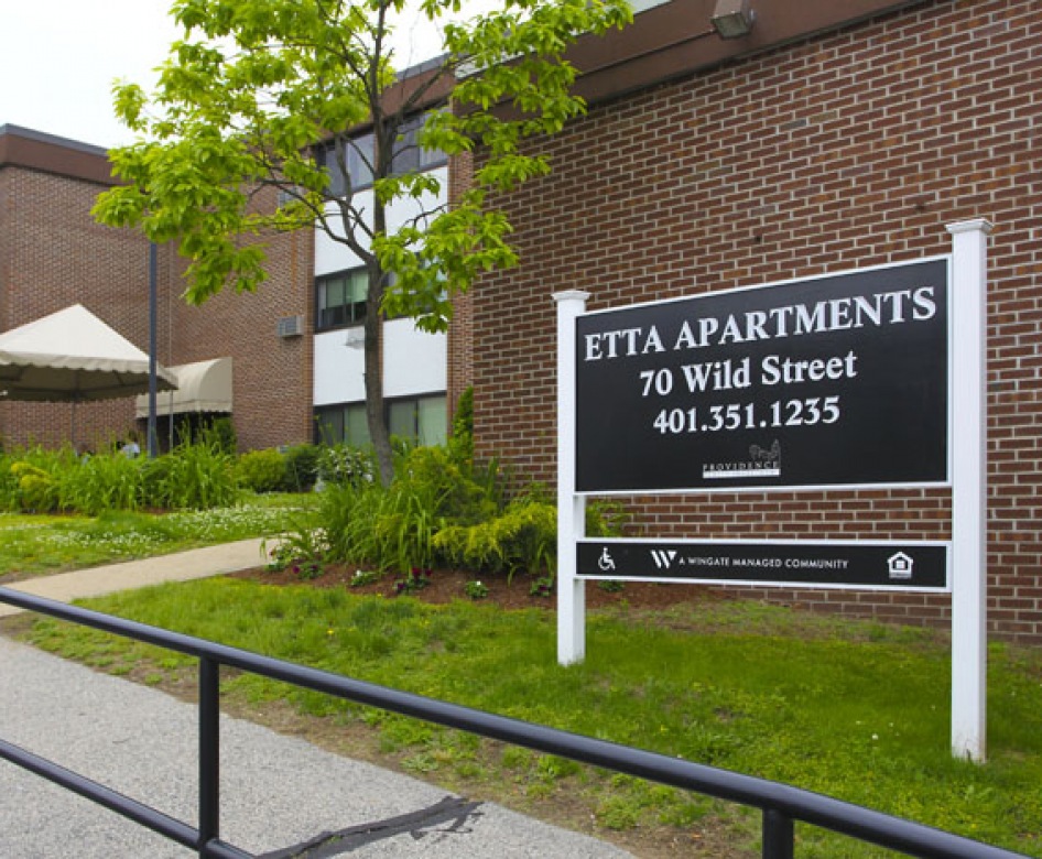 Etta Apartments